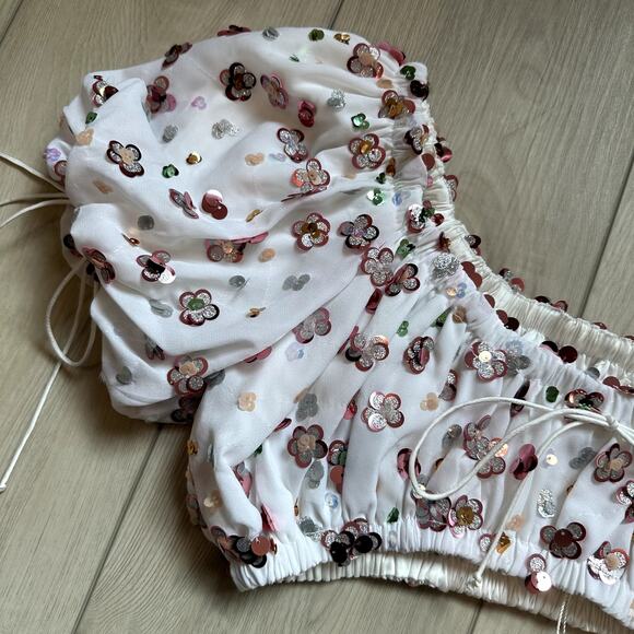 NWT For Love & Lemons Cold Hearted sequin puff sleeve tie crop top - Picture 4 of 4